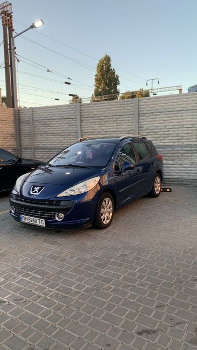 Peugeot 207 1.6 бензин • 2008 р. • МКПП