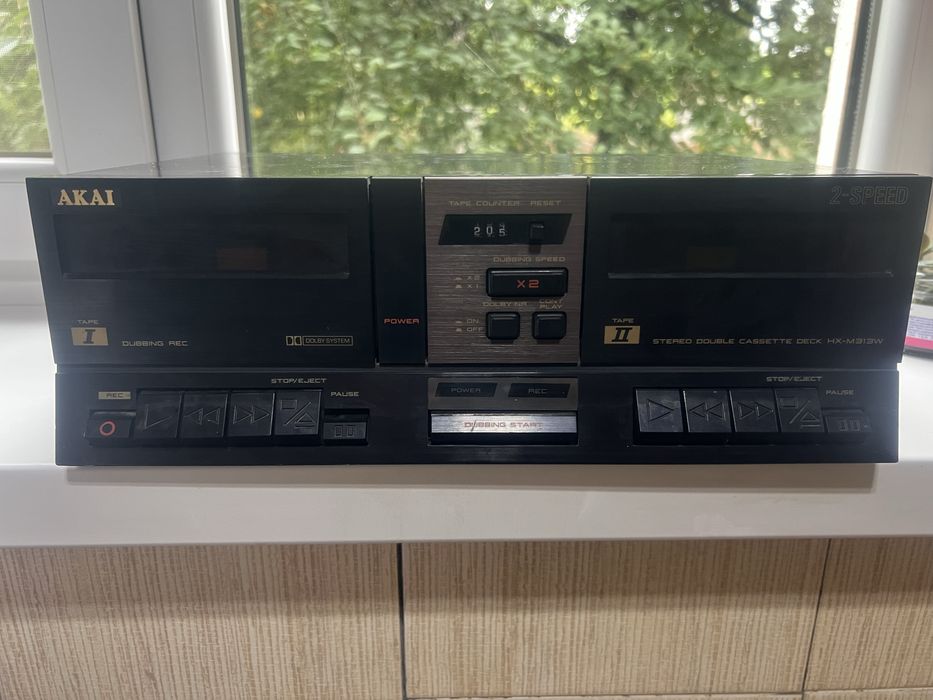 I’mДвокасетна дека Akai HX-M313W