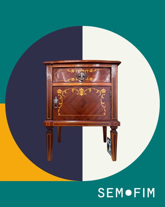 Mesa de Cabeceira Dona Maria - Semfim