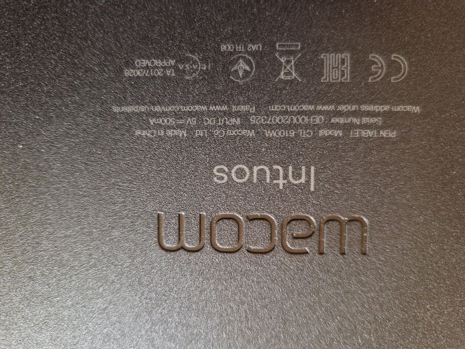 Wacom intuos CTL 6100WL Графічний планшет