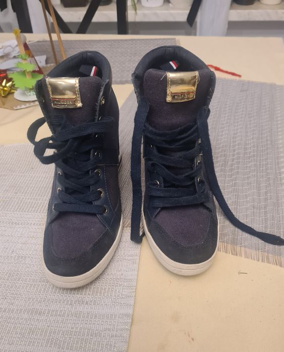 Sneakersy Tommy hilfiger 36