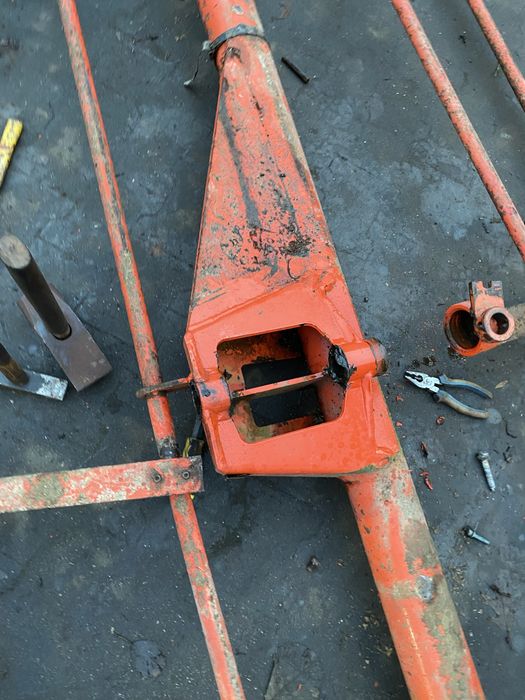 Kuhn 4410 czesci ramie