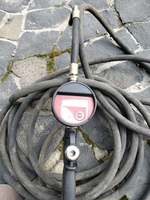 Бочковий пневматичний насос для автомобільних олив