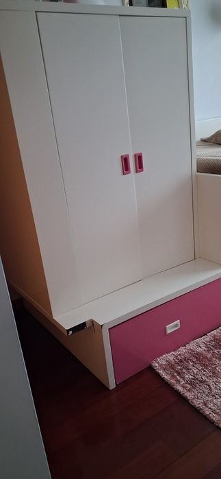 Cama dupla com movel e gavetões