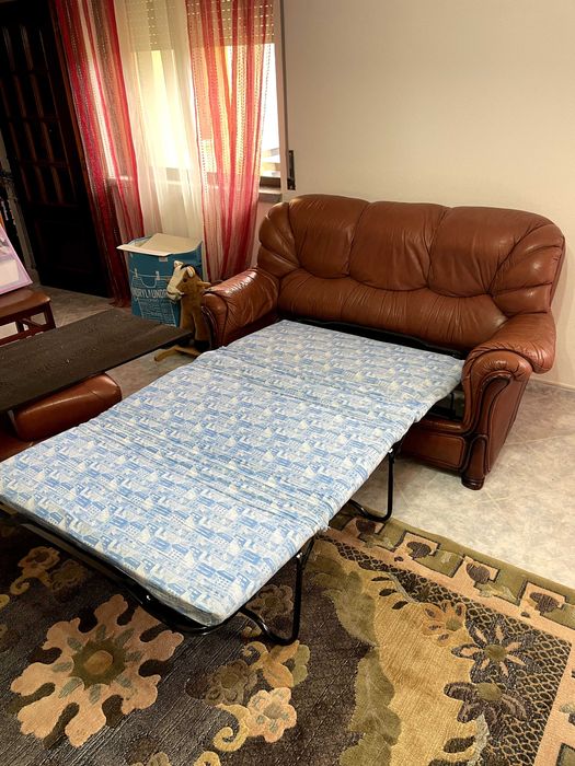 Sofá Cama de pele