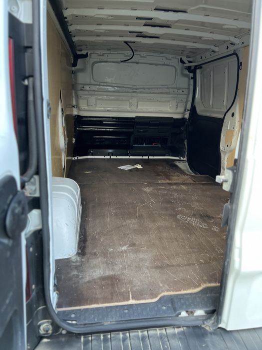 Продам RENAULT TRAFIC