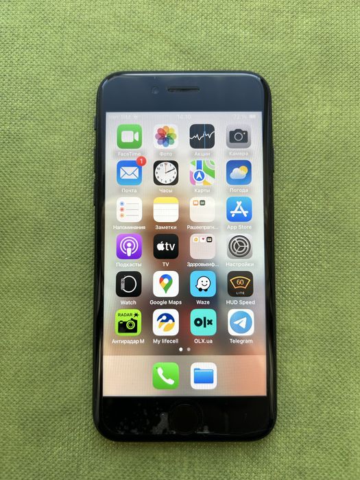 iPhone SE 2020 б/у