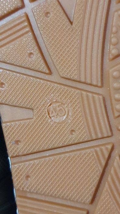 Buty nowe męskie ocieplane zimowe modne rozmiar 45 / wkładka 28.3 cm