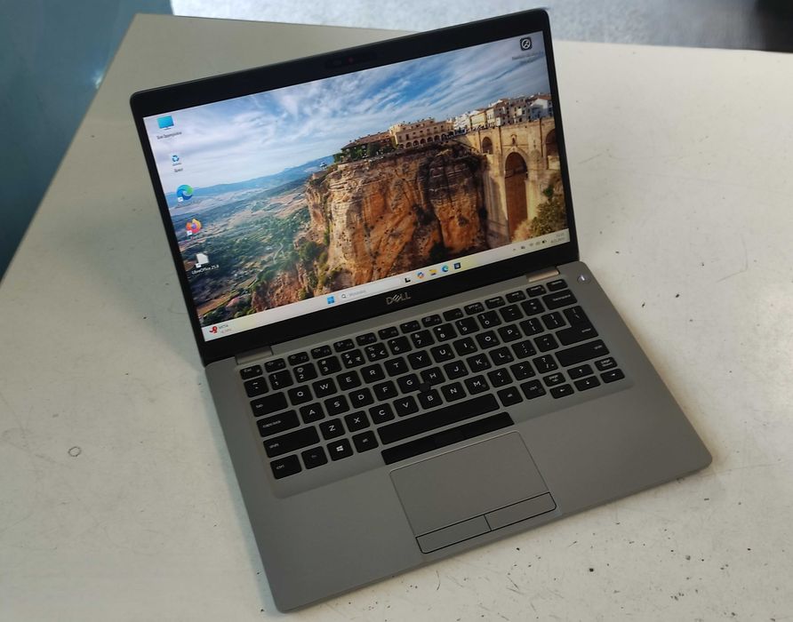 Laptop Dell Latitude 5410 i5-10210U, 16GB DDR4, SSD 512GB, Win 11, gw