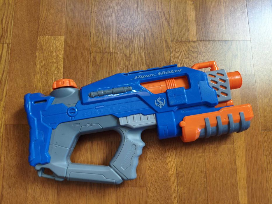 Pistolet na wodę Nerf Super Soaker Rattler