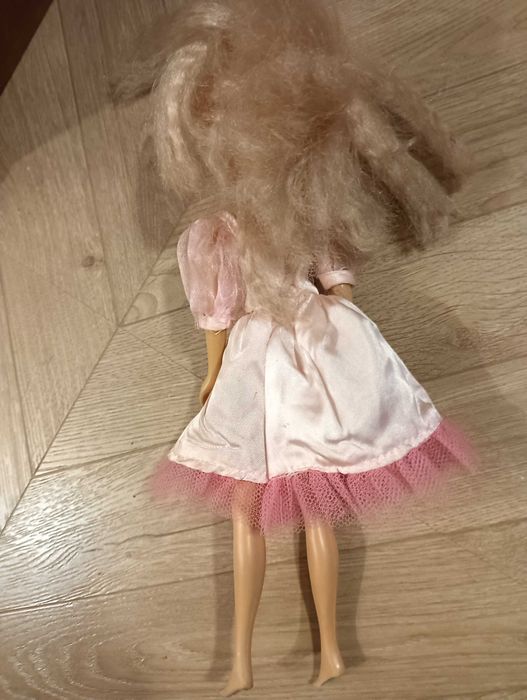 Lalka Barbie klon lata 80/90 w sukience