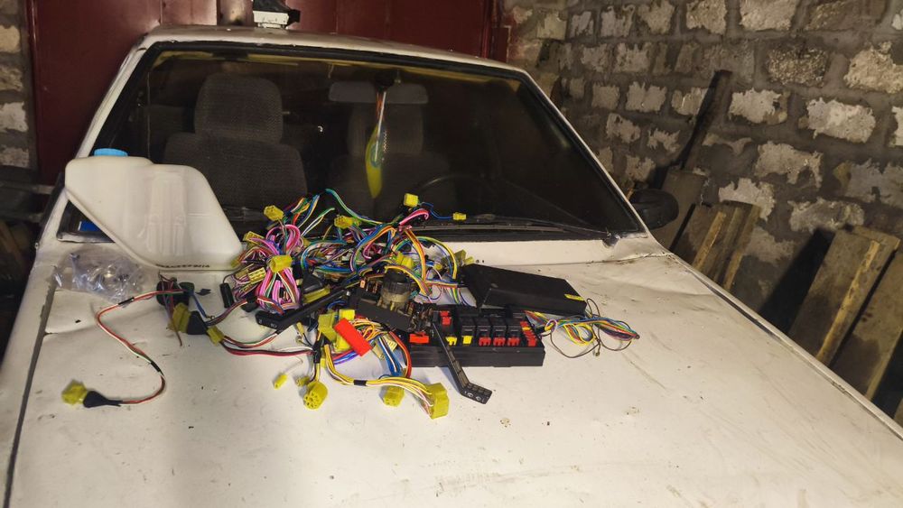 Продам ваз 2109 со всем новыми запчасти на разборку либо по ТП