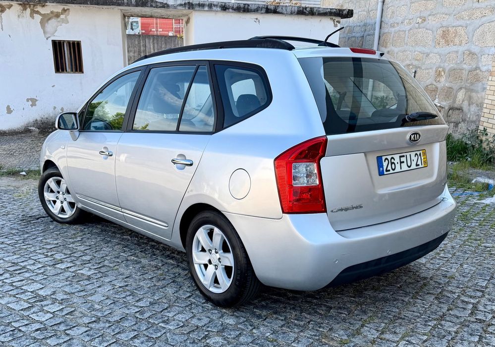 Kia Carens 2.0 CRDi EX