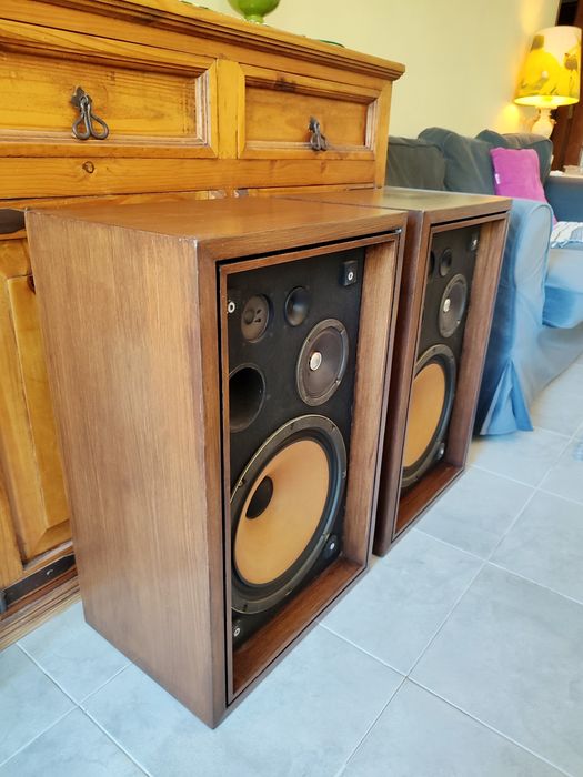 Akai SW-155 Colunas Hi-Fi Vintage Muito Estimadas!