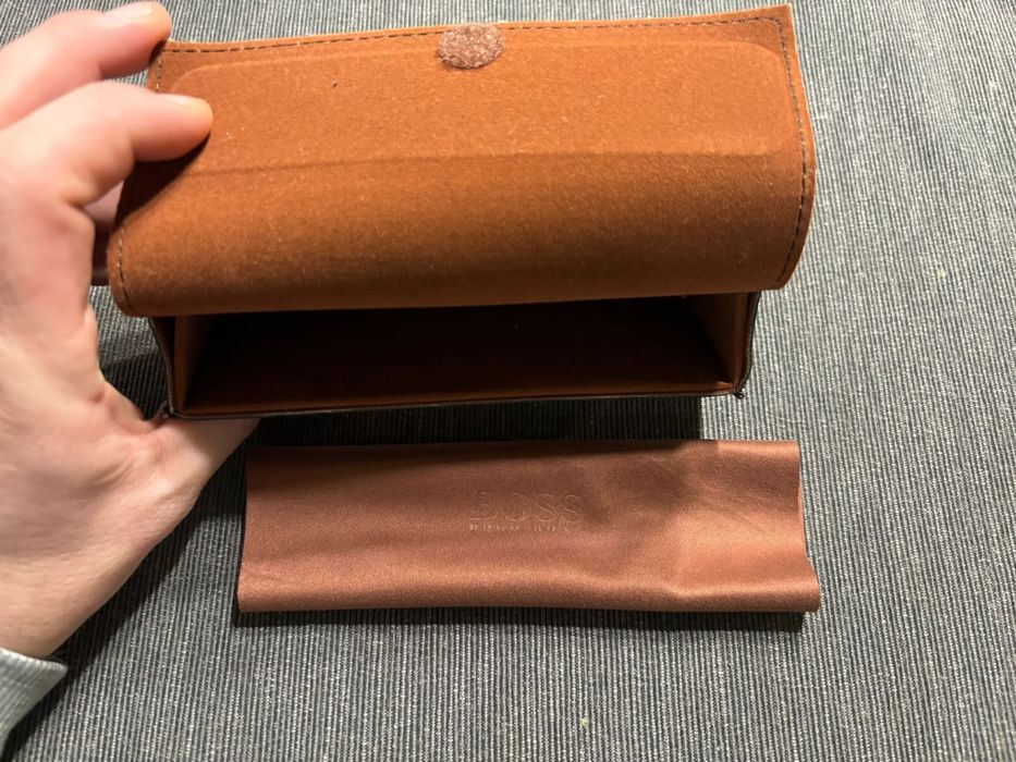 Etui na okulary Boss