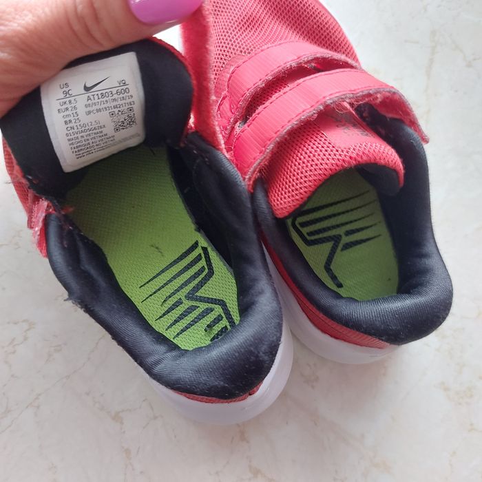 Adidasy Nike rozm 26