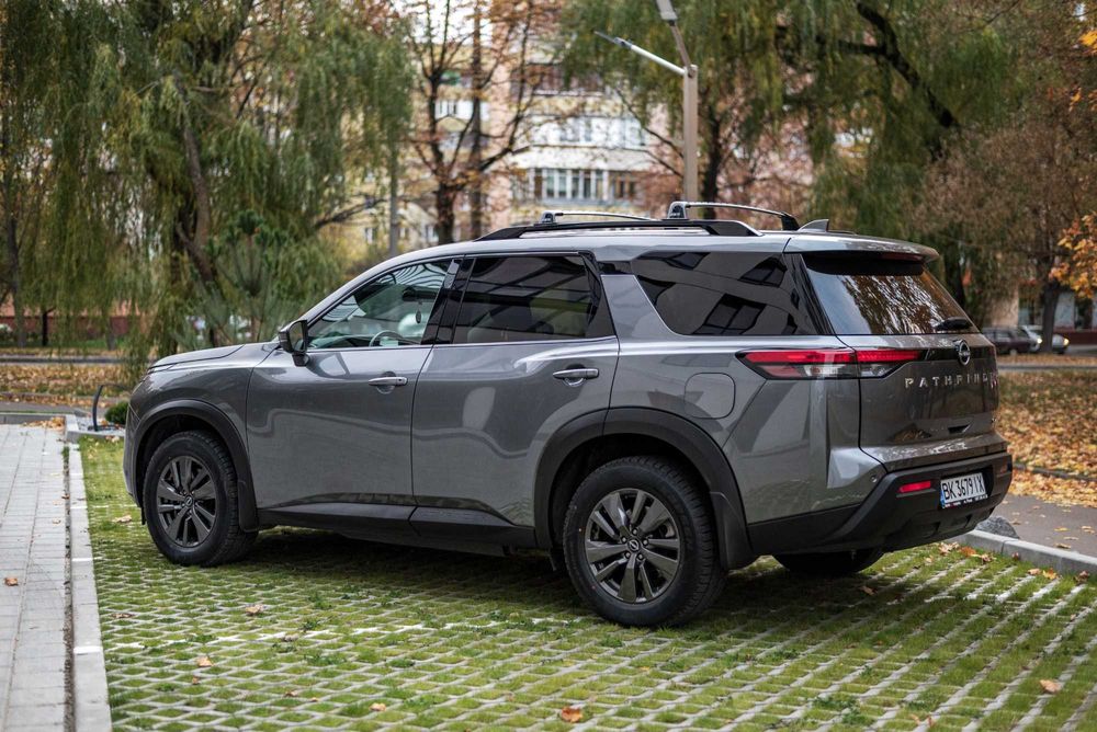 Nissan Pathfinder 2021