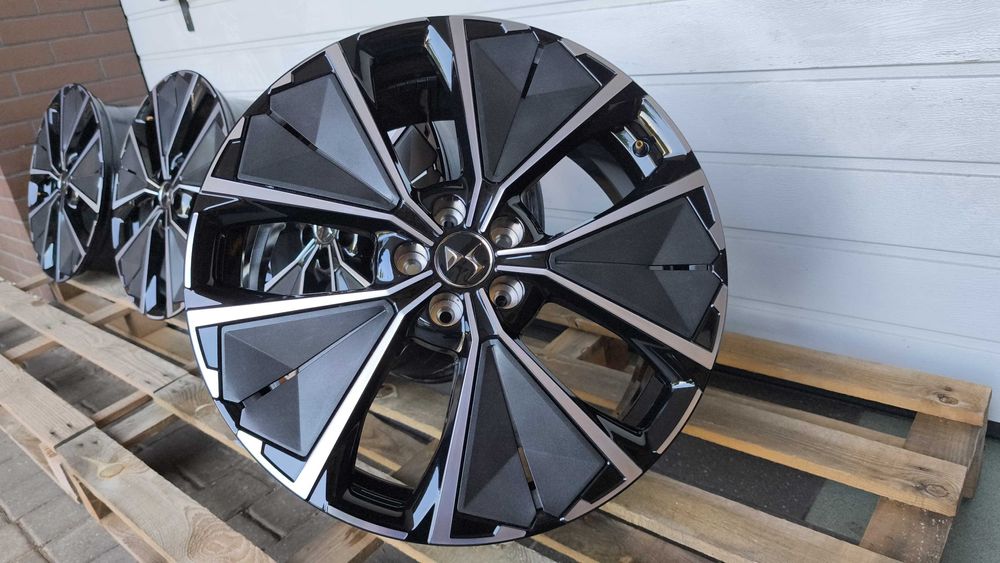Felgi aluminiowe DS4 Citroen C5X 20" 5x108 Et50 NOWE (GD1205)