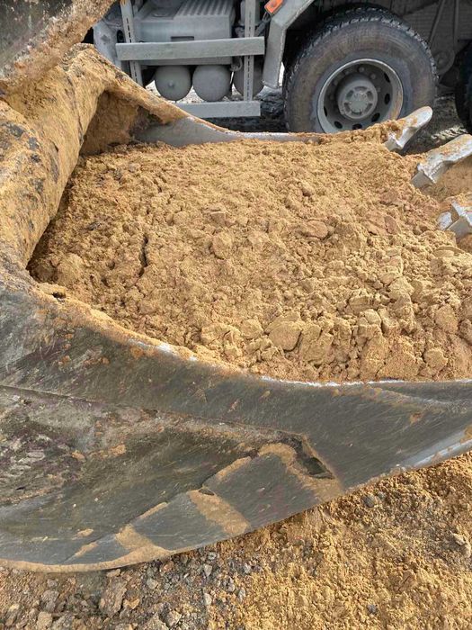 Пісок, щебінь, відсів, ЩПС – Доставка по місту вчасно! (Песок Щебень)