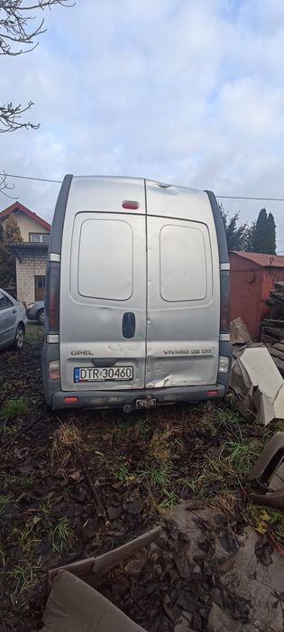 Opel VivaroL2H2  2.5 dci