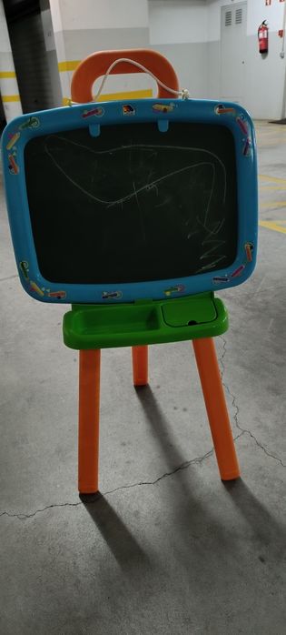 Cavalete dupla utilização para criança