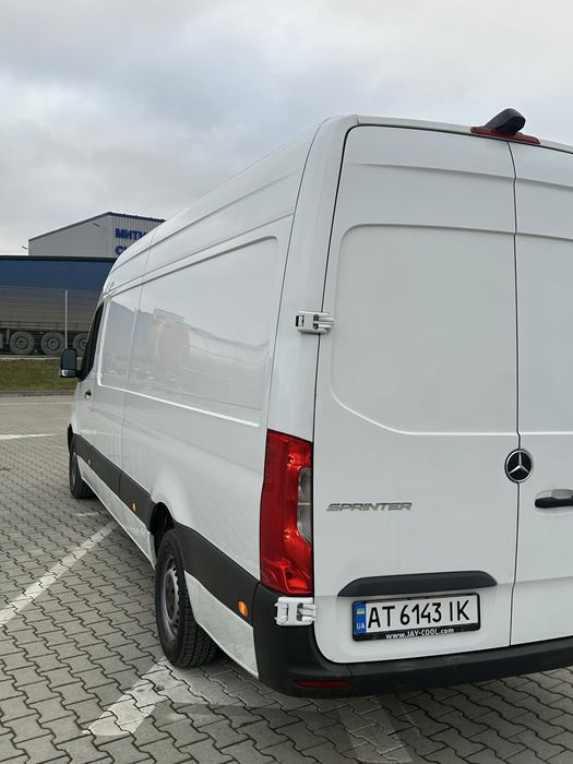 Продам Mersedes sprinter 316