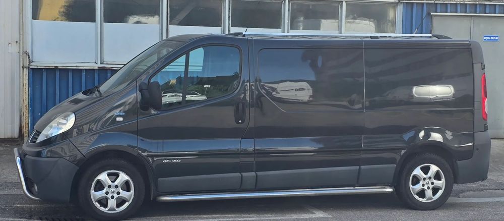 Renault Trafic  Renault Trafic 2,5 long 107KW