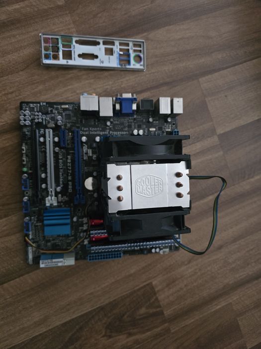 Intel Core i7-3770K 4.4 GHz + ASUS P8Z77-M PRO + 16 GB HyperX KINGSTON RAM + chłodzenie COOLER MASTER