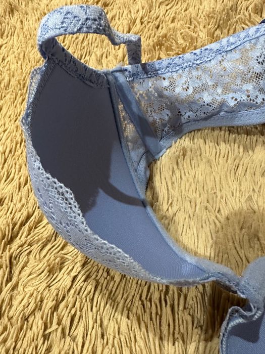 Новий ніжно блакитний бюстгалтер лифчик Tezenis 75B