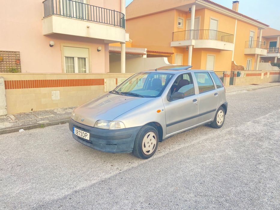 Fiat Punto carro impecável