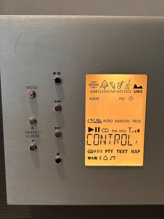 Miniwieża Grundig BT 1000 DAB+