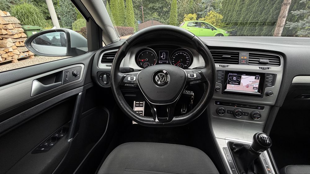 Volkswagen Golf 7 1.6 TDI 110 km  Nawigacja felgi 18 GTD