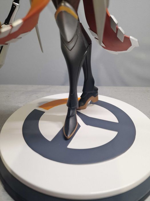 Статуетка Blizzard OVERWATCH Mercy 35 см