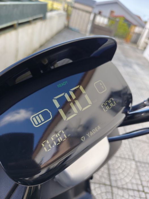 Moto elétrica seminova