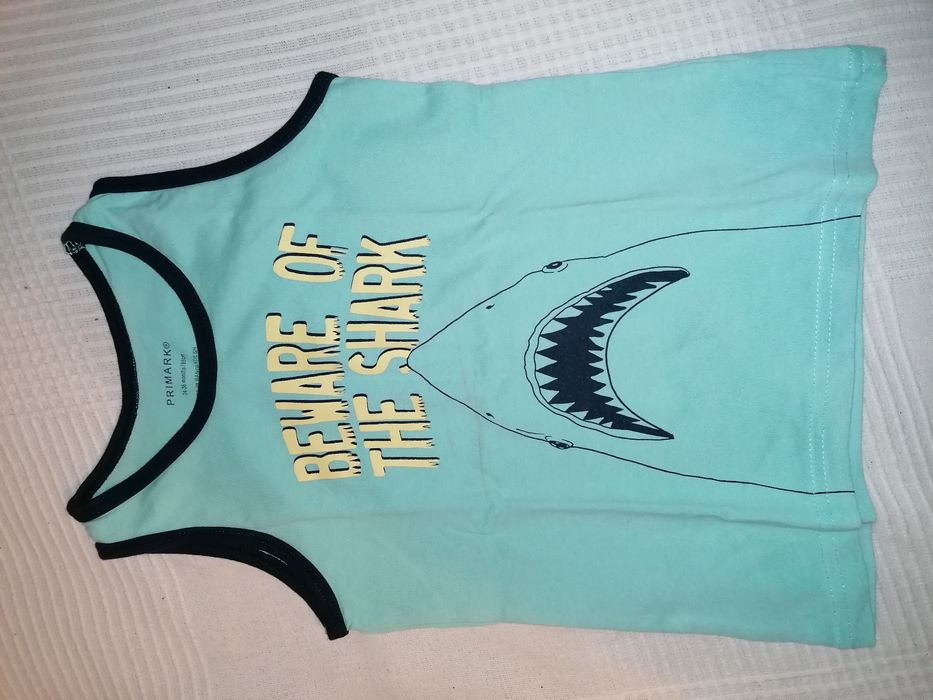 T shirt sem mangas menino 2-3 anos