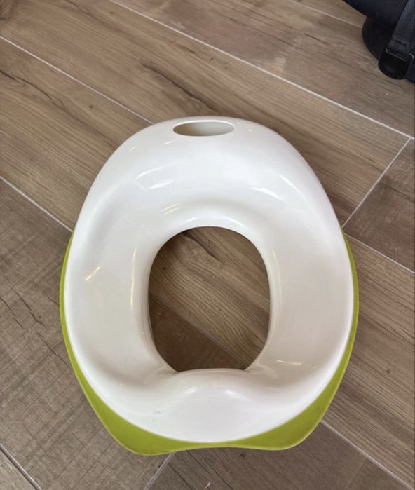 cadeira de alimentação, bacio e redutor de sanita IKEA
