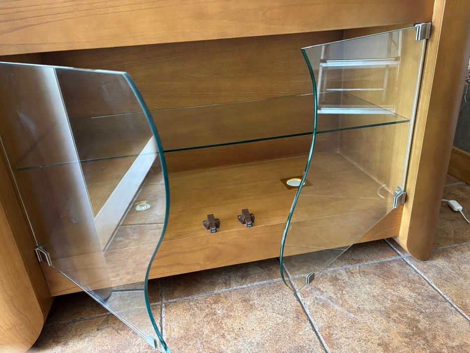 Móvel TV madeira maciça (3.00 x 0.80)