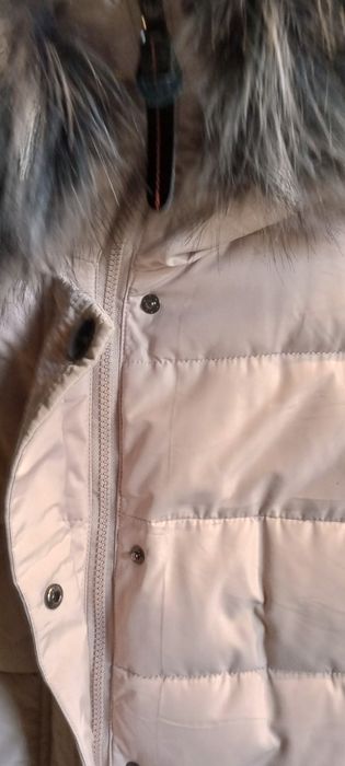 Kurtka damska ocieplana.
