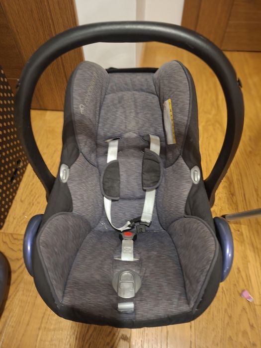 Fotelik z bazą maxi cosi
