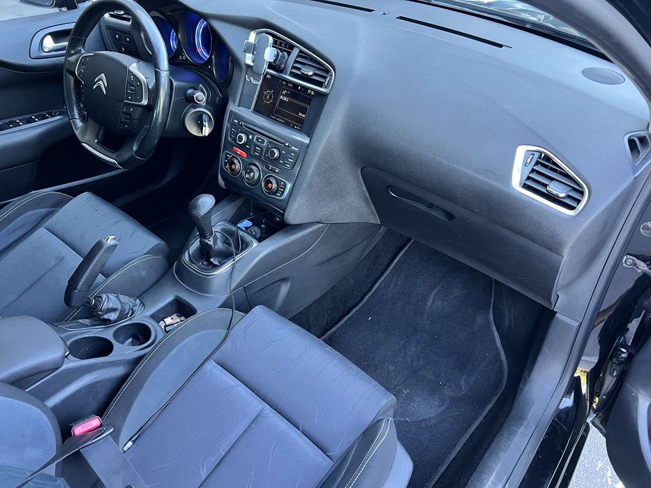 Citroen c4 2011 рік 1.6 бензин