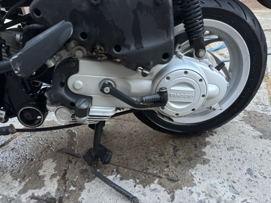 Скутер  PIAGGIO.