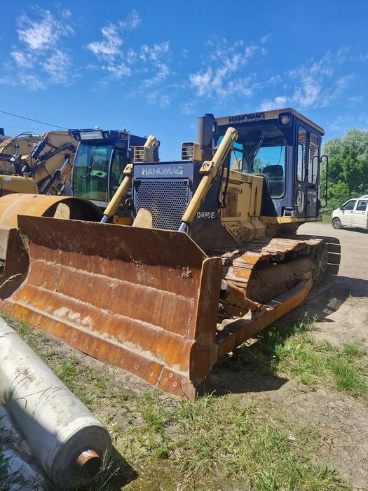 Hanomag D680E  Spycharka gąsienicowa HANOMAG D680E - 1993 rok