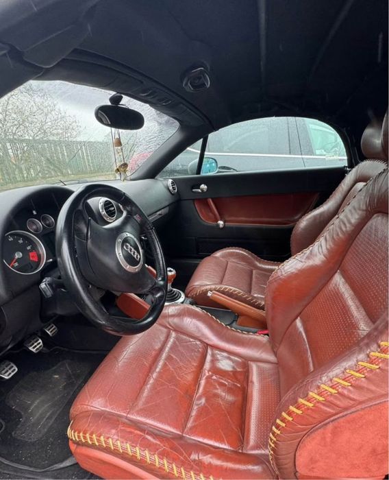 Audi TT 1.8T_ Baseball Edition