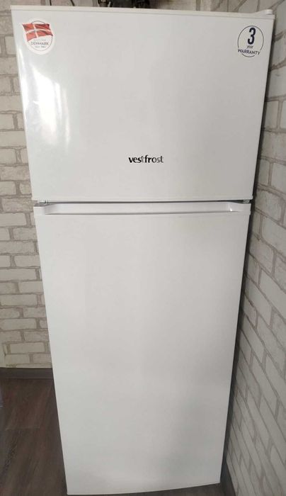 Продам холодильник Vestfrost