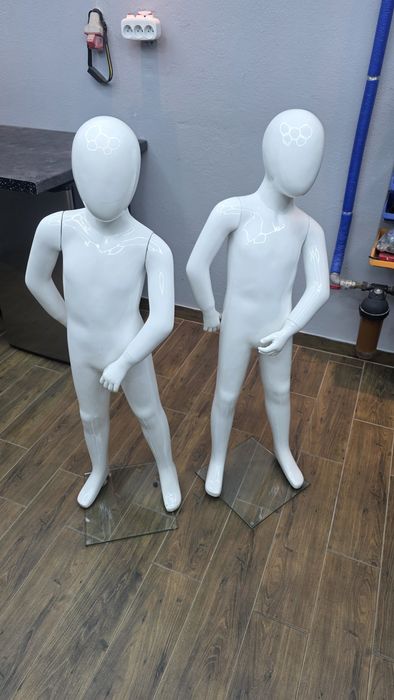 Manekiny biały połysk