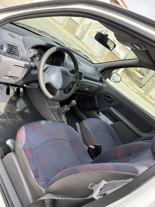 Renault Clio 1.9 Diesel