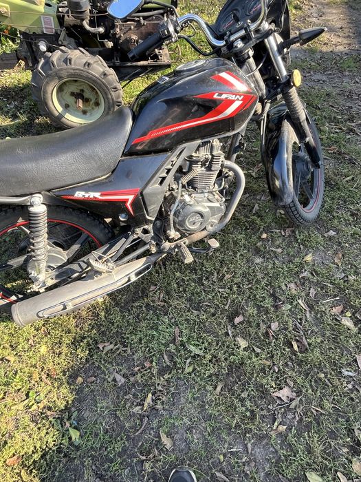 Продам мотоцикл Lifan 175 кубов