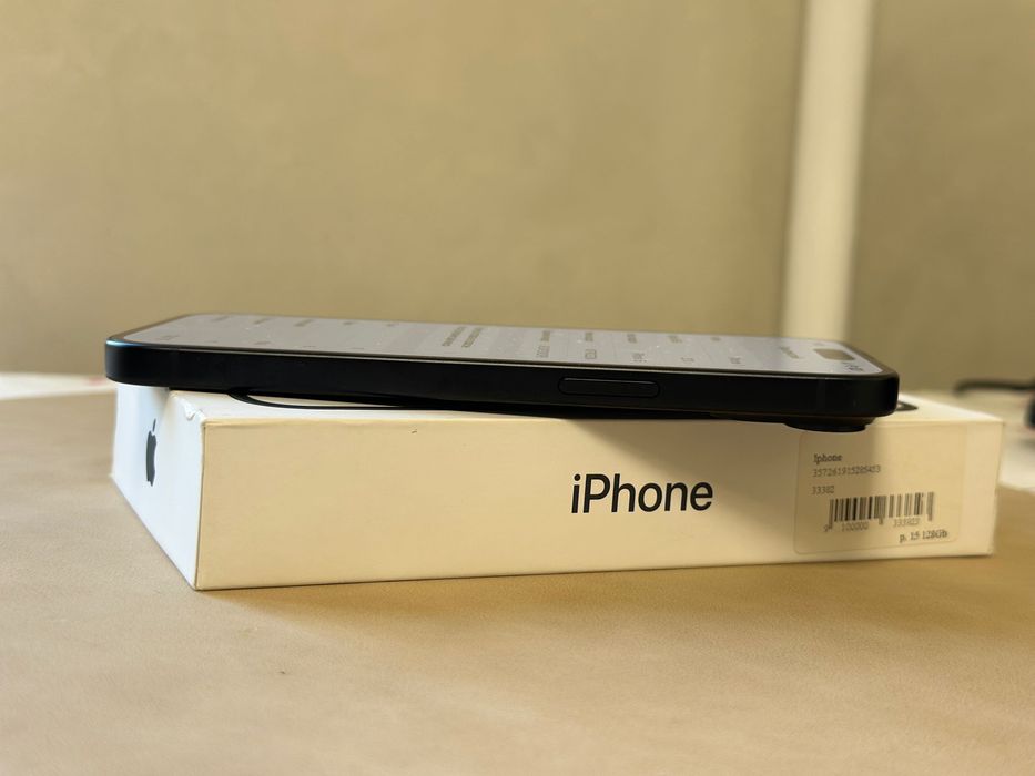 IPhone 15 - 128Gb Black Neverlock Ідеальний Стан