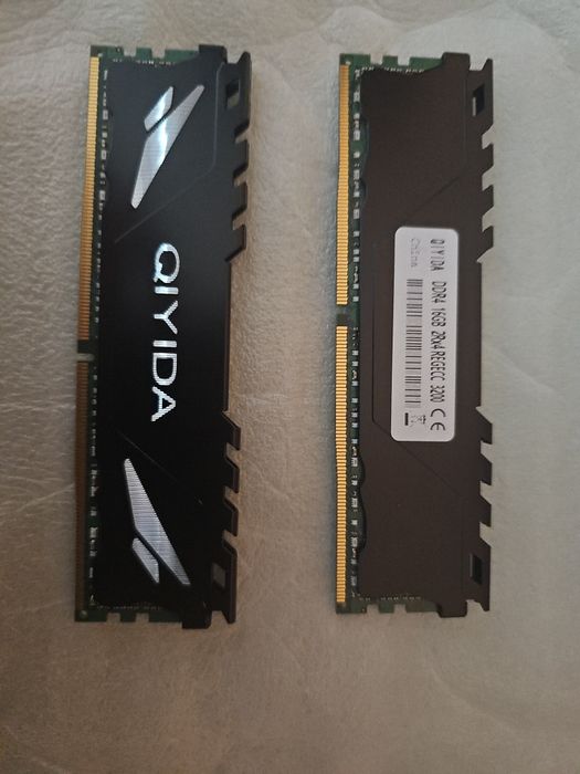 2x Qiyida DDR4 16GB 3200MHZ