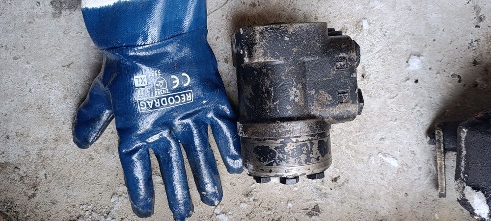 Продам насос дозатор